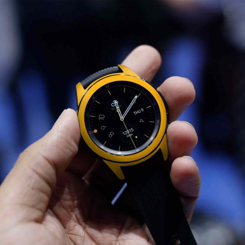 Samsung_Galaxy Watch 42mm_Matte_Deep_Mustard_4